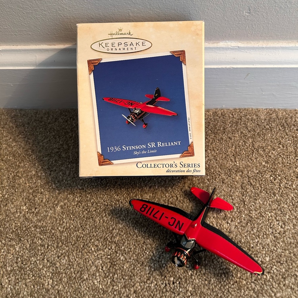 Hallmark Keepsake 1936 Stinson SR Reliant Ornament